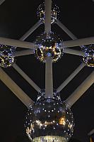 Das Atomium in Brüssel bei Nacht